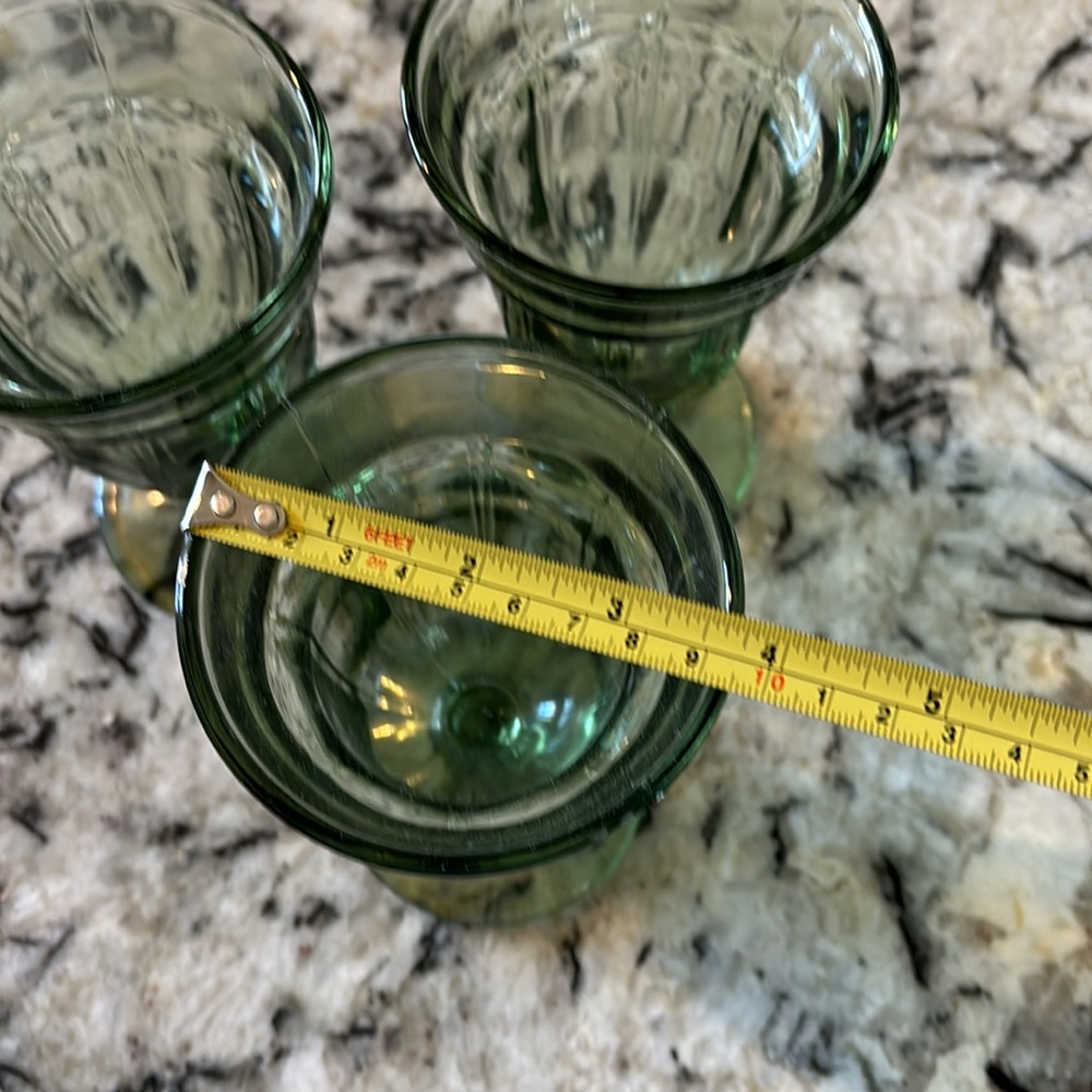 Glass goblets from Pottery Barn - Picture 3 of 5